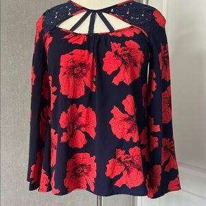 Floral Women's Top - Red and Blue size M